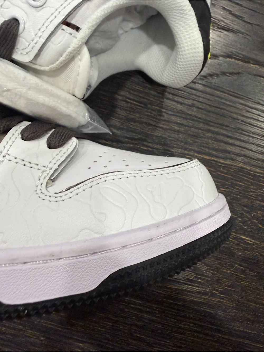 Size 9- A Bathing Ape Sk8 Sta White Metallic Silver BAPE SB